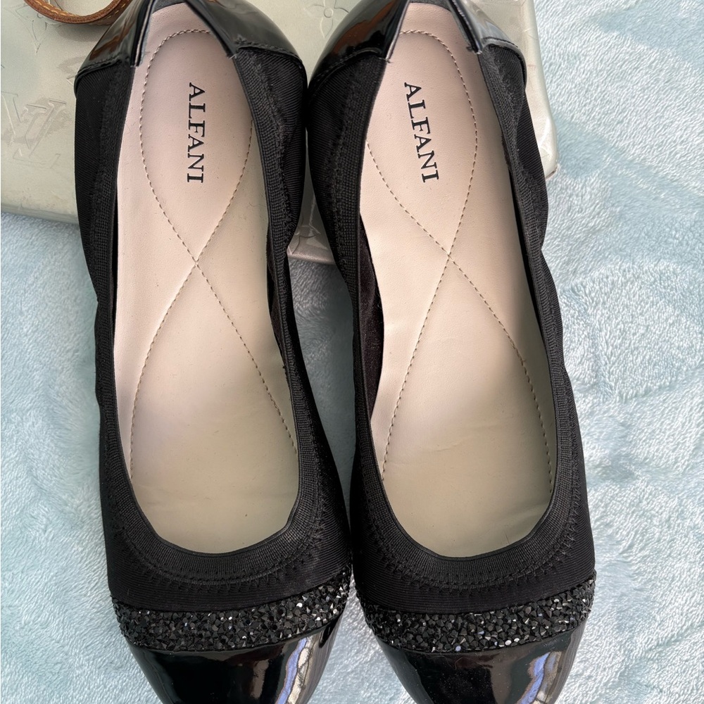 Alfani Jemah Black Flats SZ 7.5